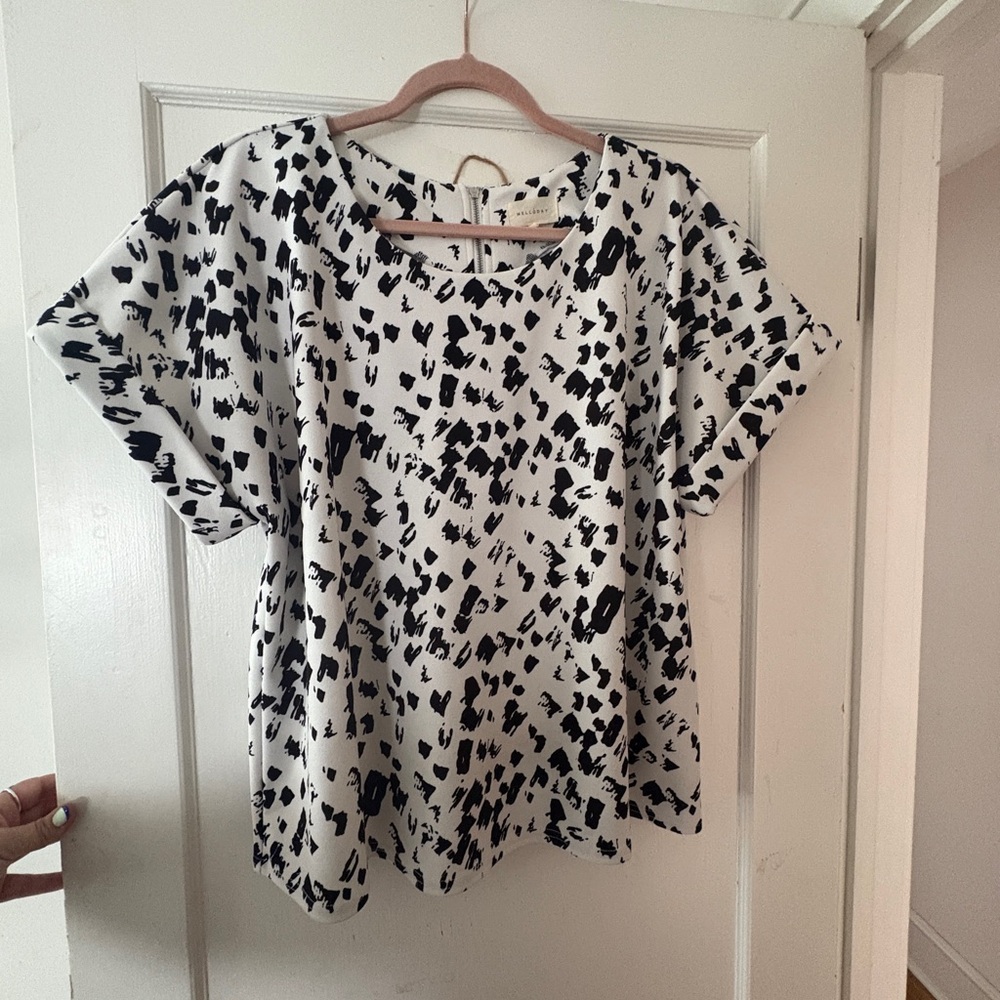 Black and White Melloday Top